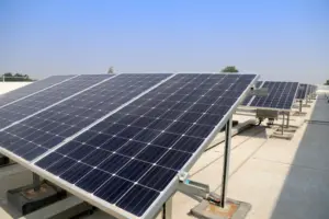 Teresina abre licitação para reduzir gastos públicos com créditos de energia solar