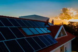Canal Solar - Acende Brasil propõe aperfeiçoamentos na estrutura tarifária da MMGD