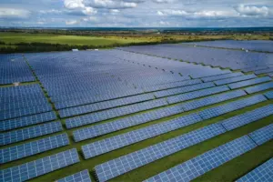 Canal Solar - Brasil já possui milhões de recursos energéticos distribuídos e o próximo desafio será coordená-los