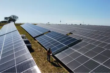 Canal Solar - Com três meses de antecedência, setor solar supera projeções para 2026 apesar dos desafios