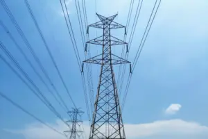 Fusões e aquisições no setor de energia caem 30,3% no primeiro semestre