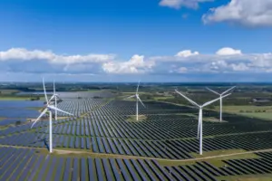 Justiça rejeita compensação integral por cortes de geração solar e eólica