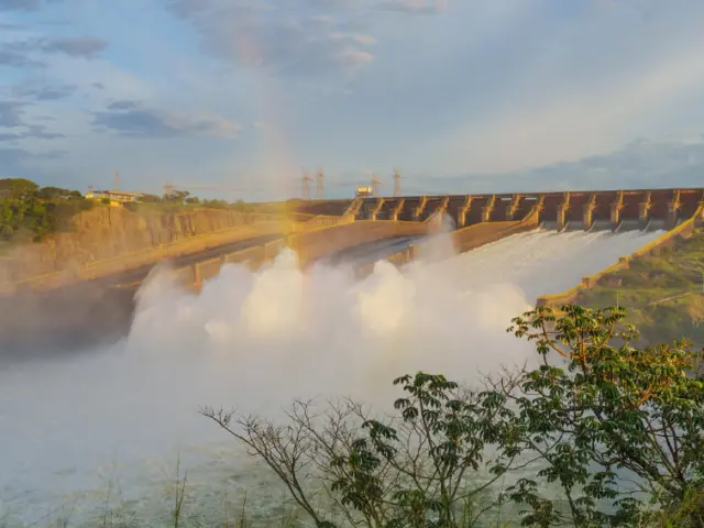 Reservatórios em níveis favoráveis contribuem para preços menores de energia no Sudeste