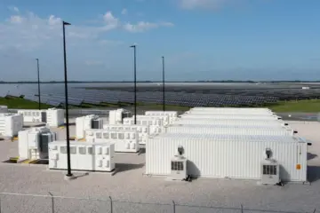 Canal Solar - ANEEL confirma que edital do leilão de baterias deve ser analisado em 27 de outubro, com publicação prevista para dia 29