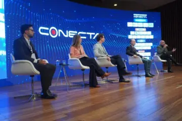 Canal Solar - Canal Conecta reúne 600 participantes em edição marcada por debates estratégicos, networking e anúncios