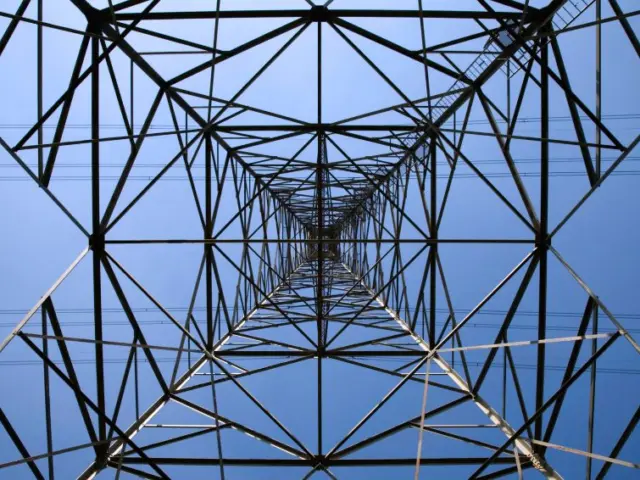 Canal Solar - EPE recomenda tecnologia inédita para ampliar transmissão em São Paulo