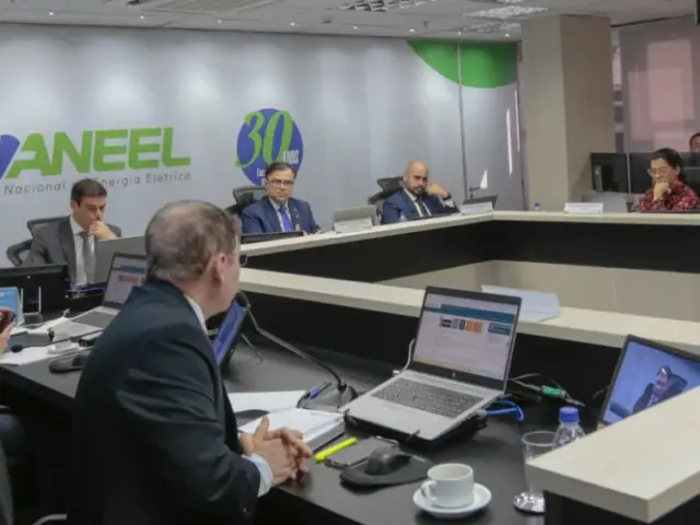 Canal Solar - Regras para leilões de baterias chegam a momento decisivo na ANEEL